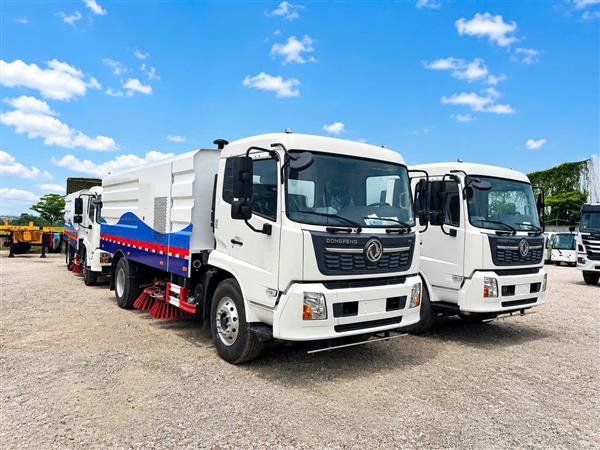 Xe Quét Rác Dongfeng 13 Khối 4 Chổi Quét